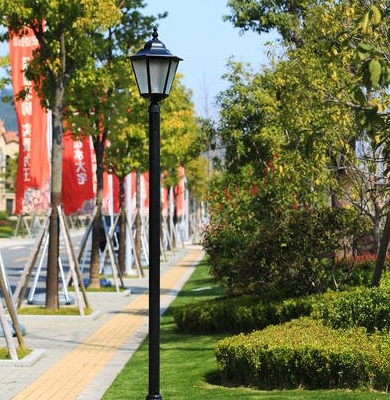 和政庭院灯