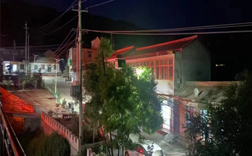 和政太阳能路灯防雷接地做法详解